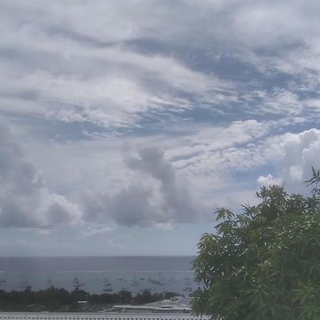 Ravehei Smile Bed & Breakfast Papeete  Exterior photo