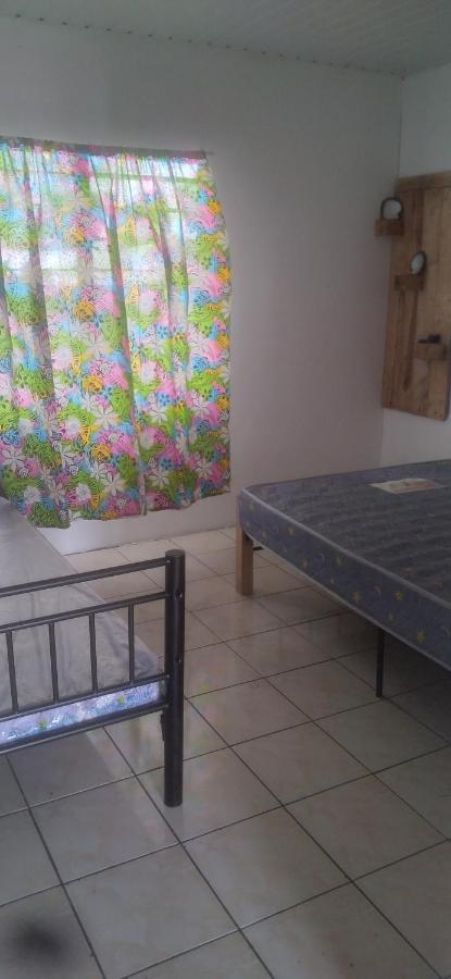 Ravehei Smile Bed & Breakfast Papeete  Exterior photo